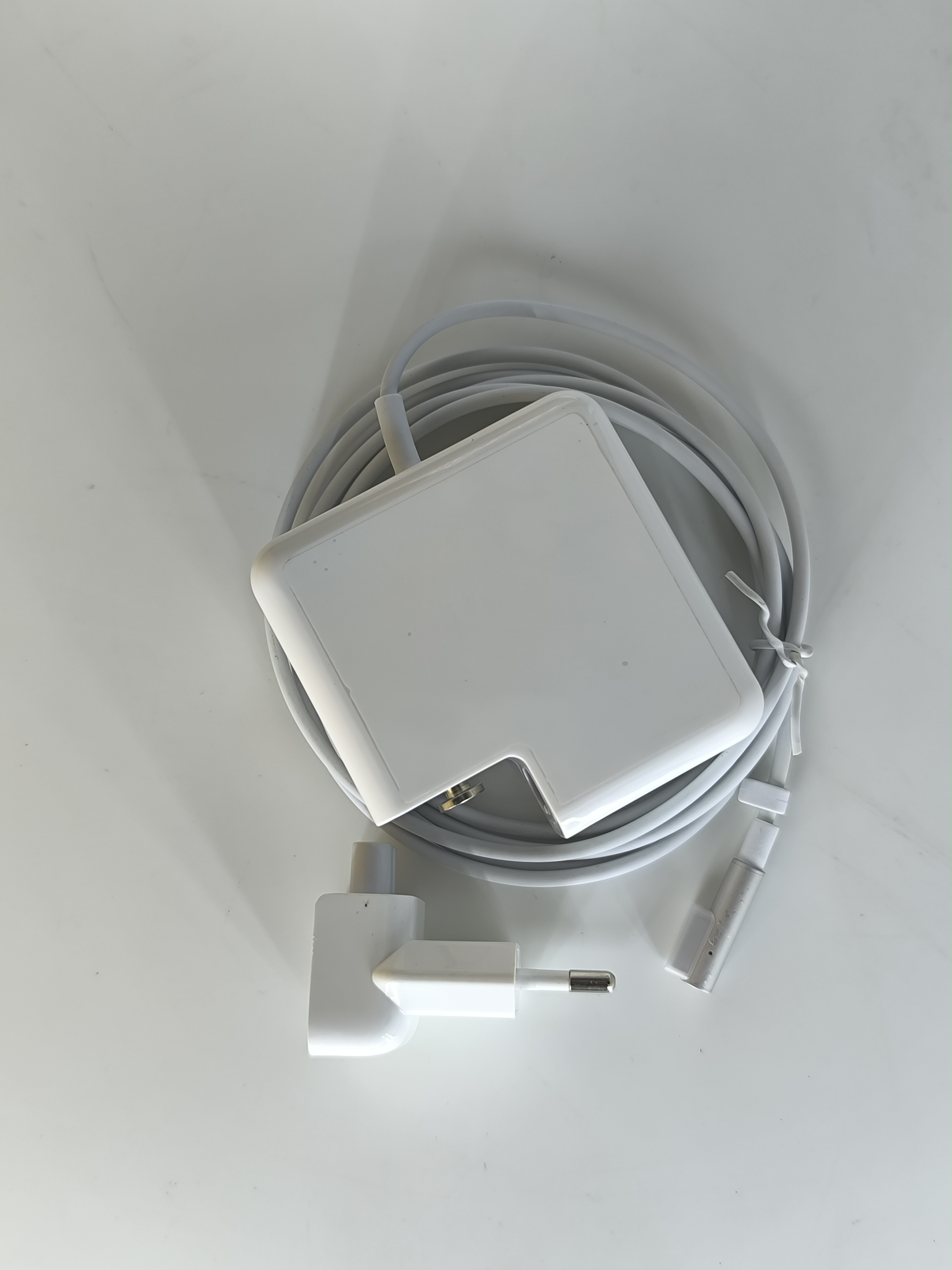 MagSafe 1